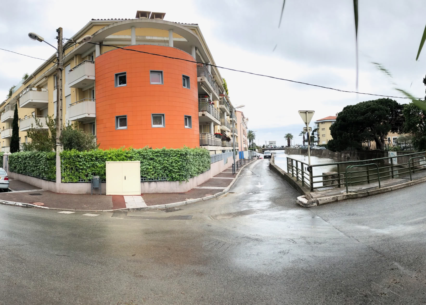 Réaménagement d’un appartement en bord de mer, Saint-Raphaël (83700) — vue 2