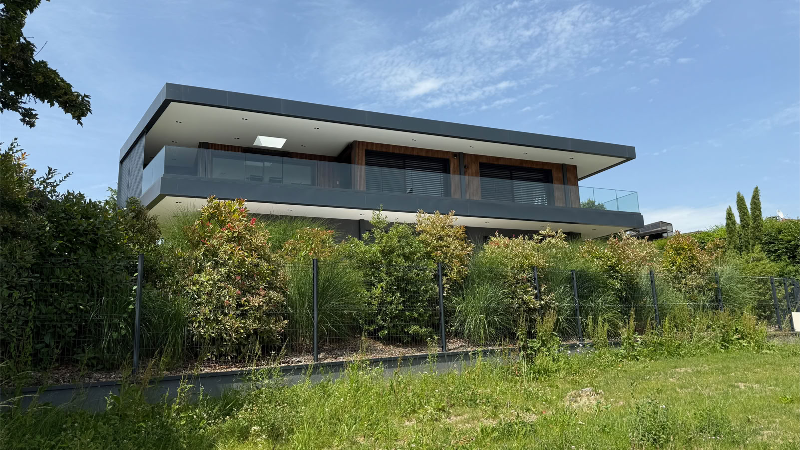 Maison contemporaine face au lac d’Annecy, Annecy-le-Vieux (74940) — vue 3