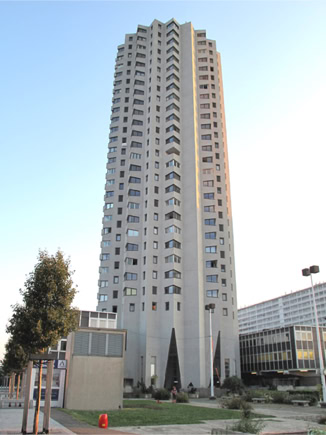 Appartement dans la Tour panoramique de la Duchère, Lyon 9e — vue 5
