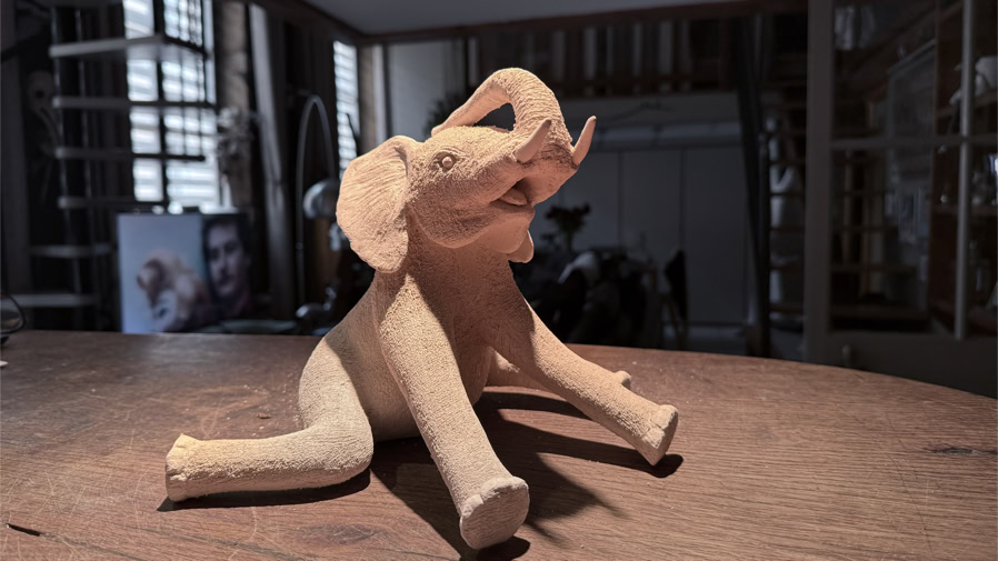 Sculpture d’Eric Picard, série Haut-relief en Afrique — 22